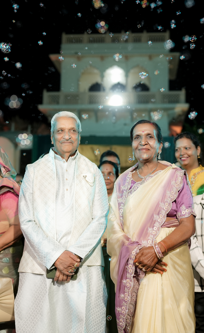 B.M. Sharma & Saroj Sharma wedding photography photograph in Jaipur, Rajasthan